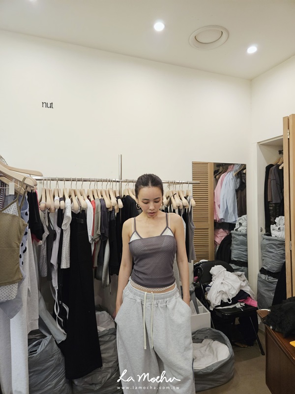 拼紗滾邊點點背心(闆娘.花花清單)